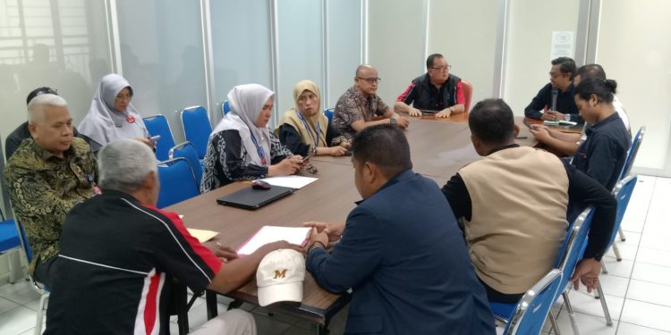 Audiensi LSM Guntur–RSUD Ratu Aji Putri Botung Ungkap Akar Masalah Layanan Kesehatan